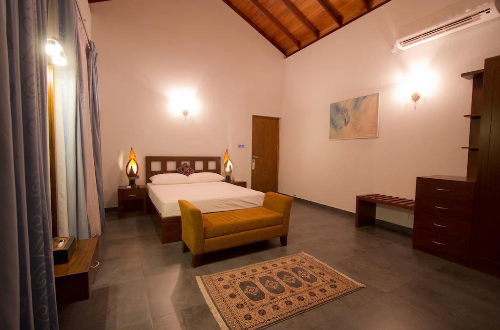 Ellen'S Place Коломбо Екстериор снимка